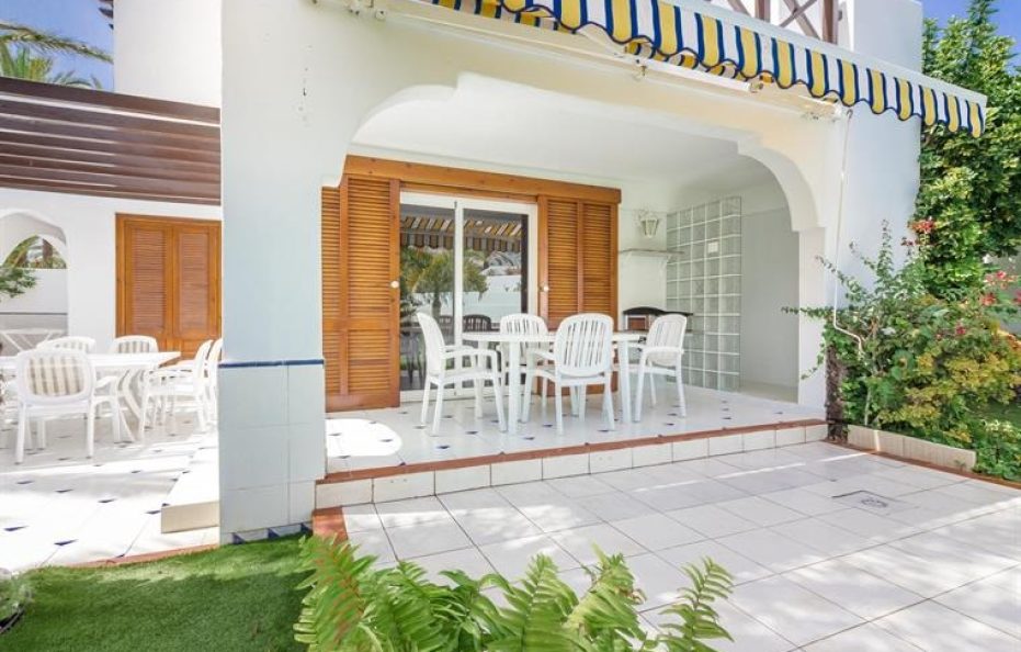 Villa Baldomero in Playa de las Americas – Beachfront Holiday Villa