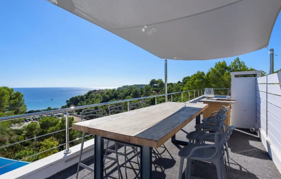 Villa Marlin, Cala Jondal Ibiza – Saltwater Infinity Pool Sea Views