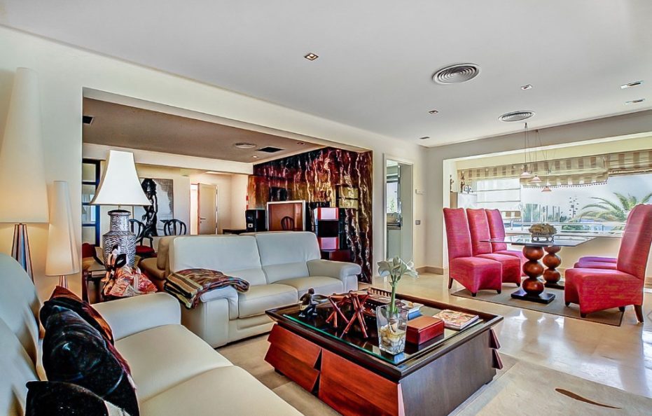 Villa Alvaro – 4-Bedroom Villa with Ocean Views in San Agustin Gran Canaria