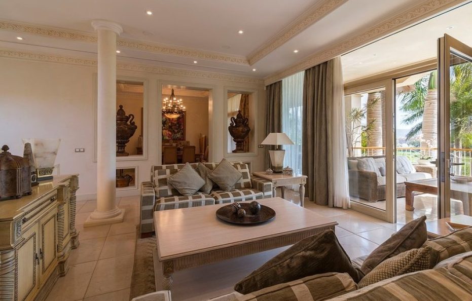 Villa Arcoiriso in Playa de las Americas – Luxury Retreat with Pool