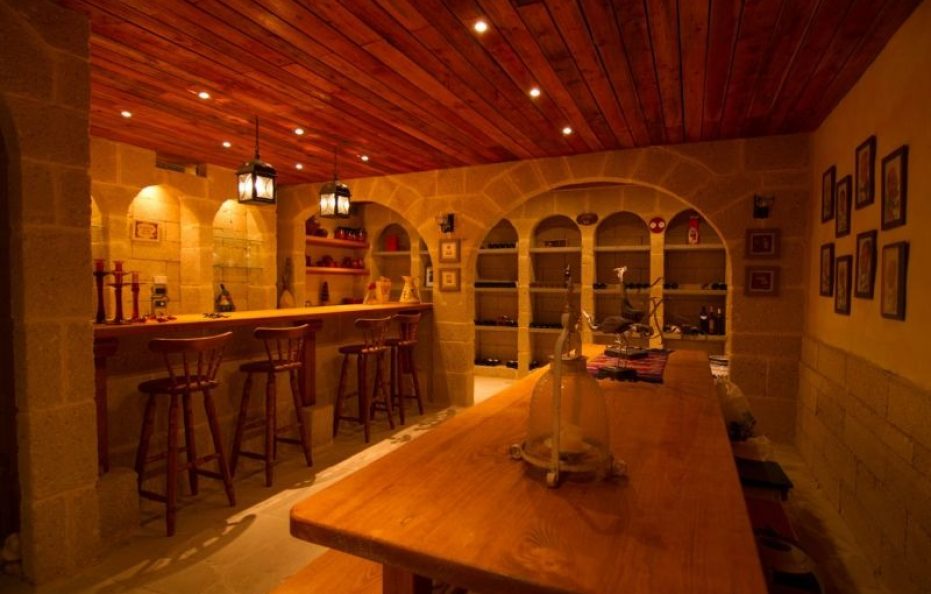 Villa Melania – Luxury Frontline Villa with Ocean Views in Palm Mar