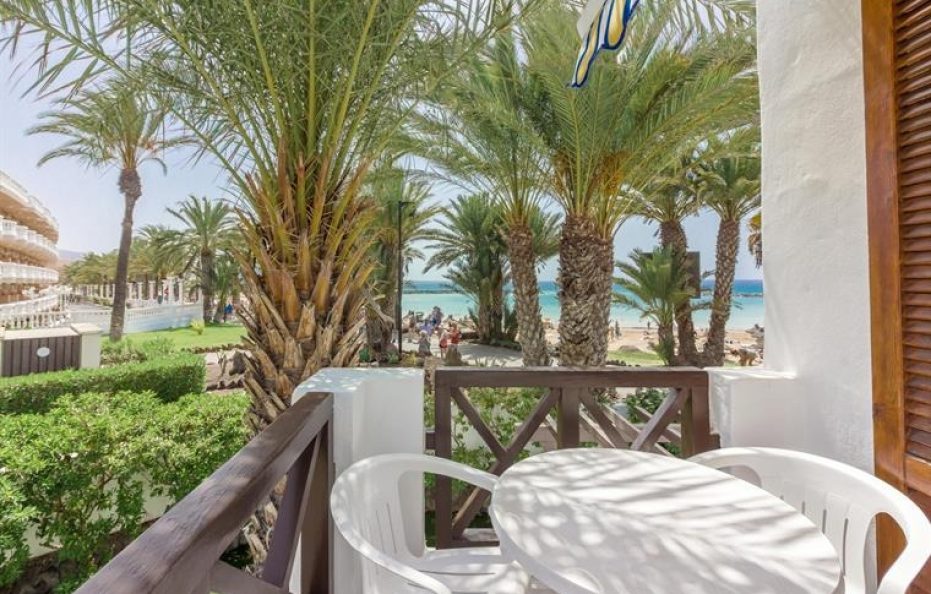 Villa Baldomero in Playa de las Americas – Beachfront Holiday Villa