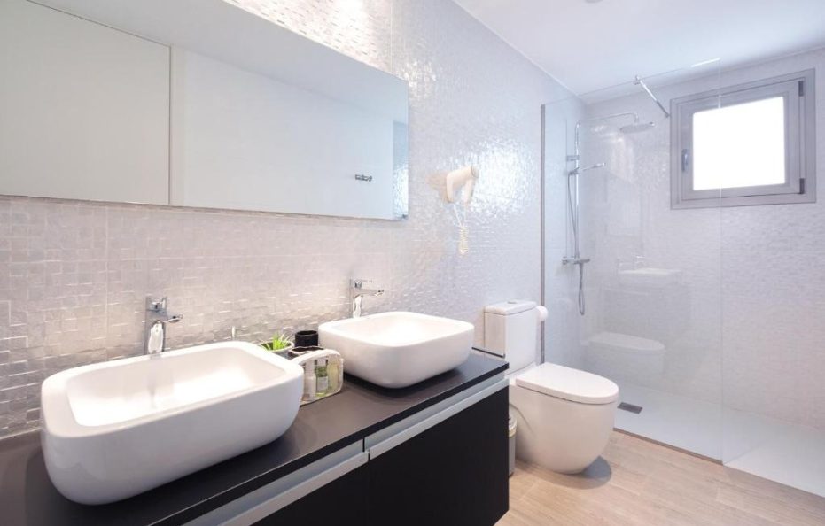 Villa Corazon in Talamanca, Ibiza – Modern Retreat with Pool and Gym