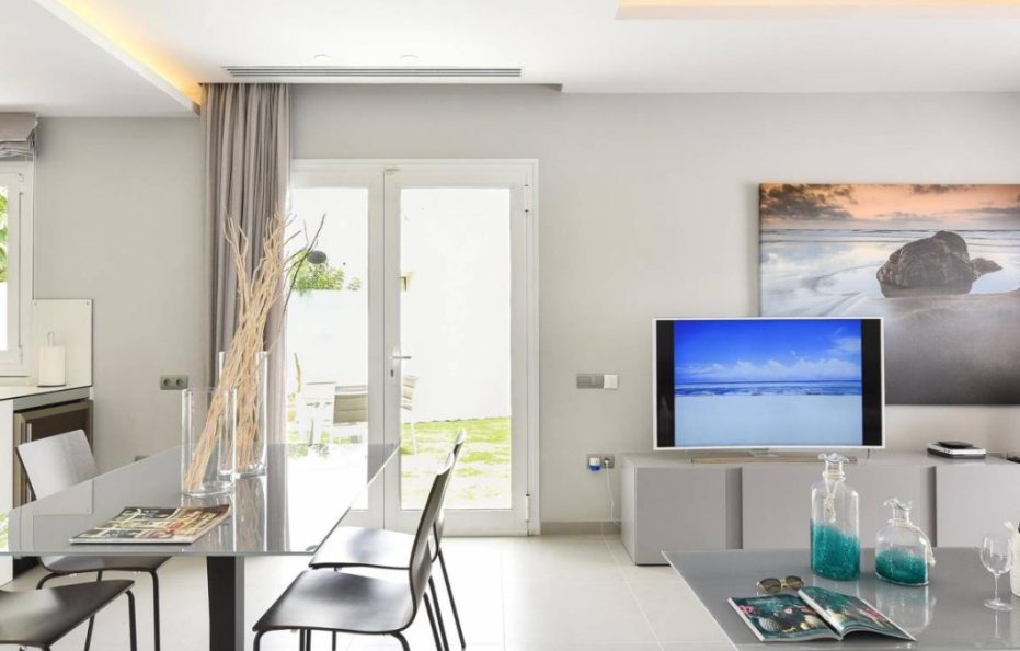 Villa Arancia, Maspalomas – Tranquil Hideaway with Pool & Sea Views