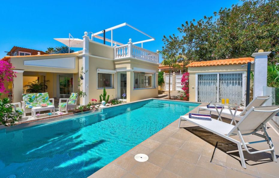 Villa Bougana, Callao Salvaje – Seafront Villa with Heated Pool