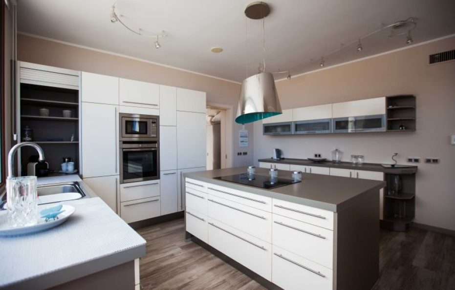 Villa Albarracin, Chayofa, Tenerife Stunning Luxury with Pool