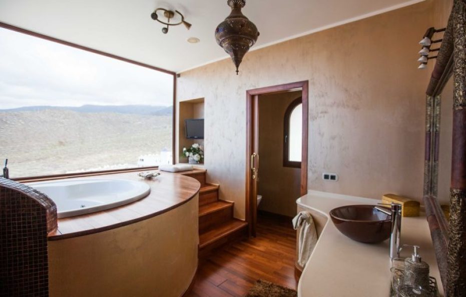 Villa Albarracin, Chayofa, Tenerife Stunning Luxury with Pool