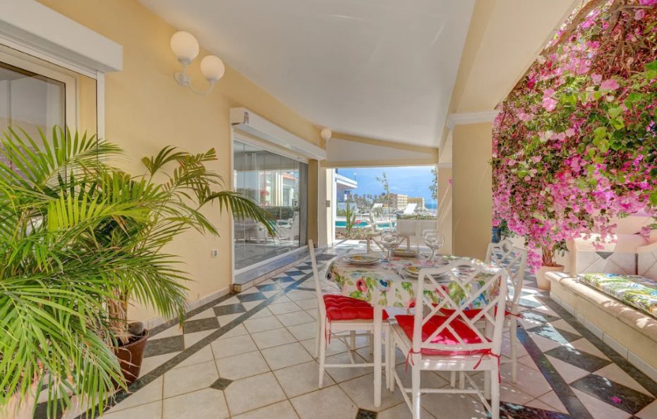 Villa Bougana, Callao Salvaje – Seafront Villa with Heated Pool