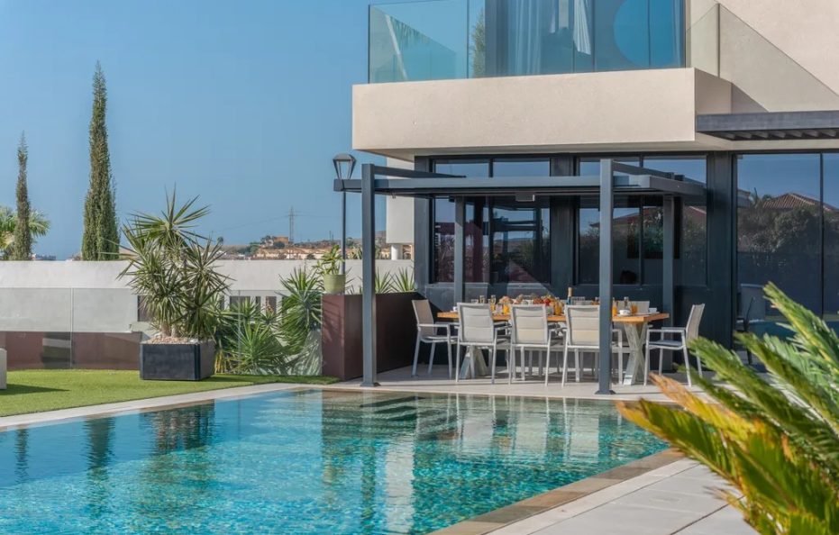 Villa Auguri, Costa Adeje – Heated Pool, Gym and Luxurious Retreat