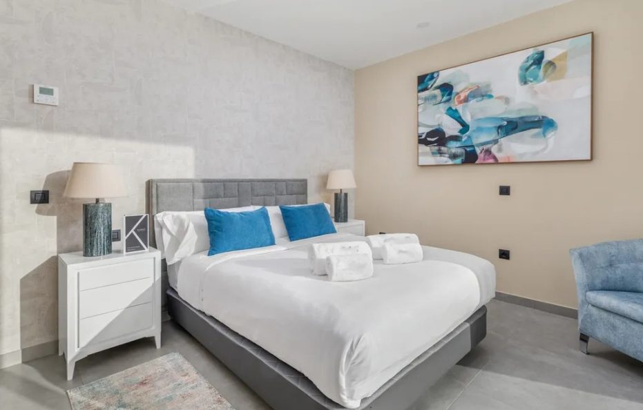 Villa Auguri, Costa Adeje – Heated Pool, Gym and Luxurious Retreat
